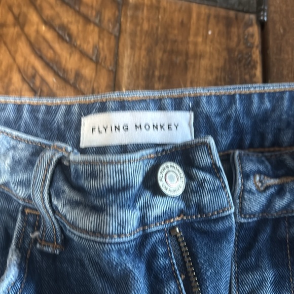 Flying Monkey size 29 - Picture 2 of 4